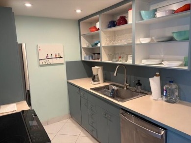 Lake Condo For Sale in Boca Raton, Florida