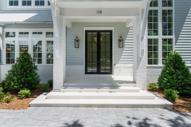 Fantastic opportunity to own this newly completed, custom beach - photo 4
