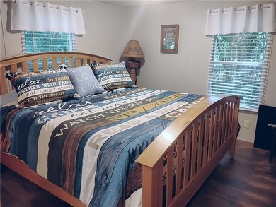 Rare offering! Affordable fully furnished lakefront retreat with - photo 7