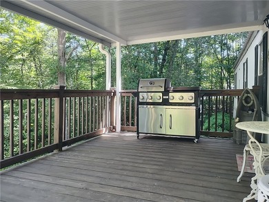 Rare offering! Affordable fully furnished lakefront retreat with - photo 9