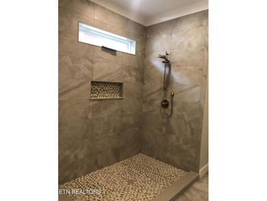 The living is easy in this lovely residence in a gated community - photo 25