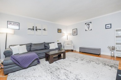 Welcome to your new home! Nestled on the 2nd floor of a - photo 7