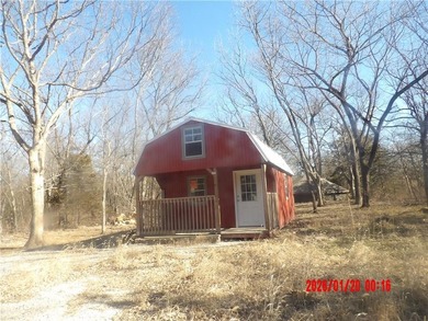 Park your RV beside this 297 sq. ft. building. To give you add - photo 3