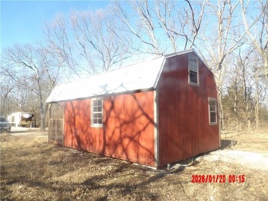Park your RV beside this 297 sq. ft. building. To give you add - photo 5