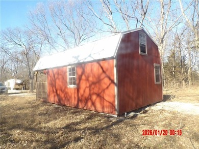 Park your RV beside this 297 sq. ft. building. To give you add - photo 6