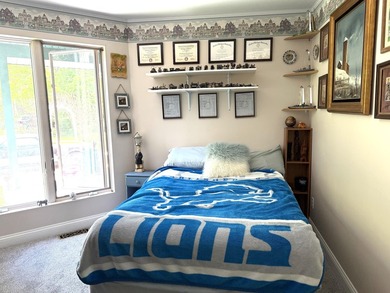 Enjoy lakeside living in this furnished, ranch-style home with - photo 48