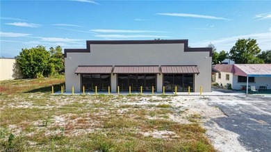 Positioned along one of Fort Myers' most heavily traveled - photo 4