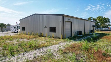 Positioned along one of Fort Myers' most heavily traveled - photo 10