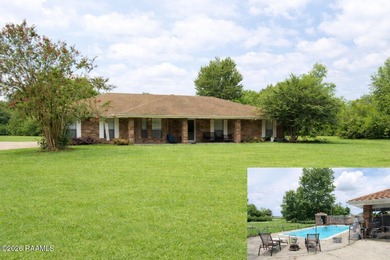 (private lake, pond, coastal) Home For Sale in New Iberia Louisiana
