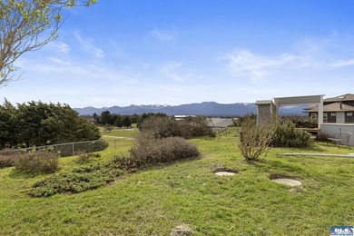 Exquisite views of the Strait of Juan de Fuca and the Olympic - photo 39