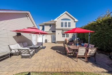 Welcome to 732 Sunrise Avenue, a thoughtfully designed home that - photo 46