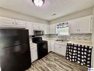 CHARMING HOME! Adorable ranch located right in Heart of Kentucky - photo 8