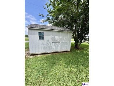 CHARMING HOME! Adorable ranch located right in Heart of Kentucky - photo 9