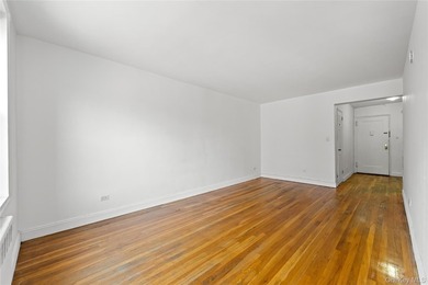 24 Hour Security, Gated Development, Laundry Room In Basement - photo 2