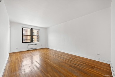 24 Hour Security, Gated Development, Laundry Room In Basement - photo 3