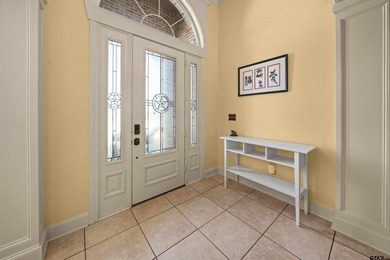 DON*T MISS OUT ON THIS HOME THAT HAS IT ALL - 4 bedrooms/3 - photo 4