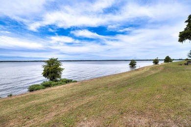 Ground floor corner unit with spectacular views of Lake Marion - photo 7