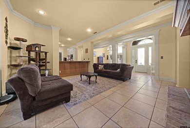 DON*T MISS OUT ON THIS HOME THAT HAS IT ALL - 4 bedrooms/3 - photo 9