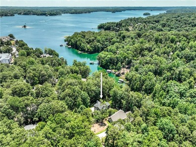 Enjoy The Keowee Life at 9 Rip Tide Ct. with direct water access - photo 4
