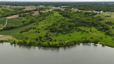 Lake Acreage For Sale in Moravia, Iowa