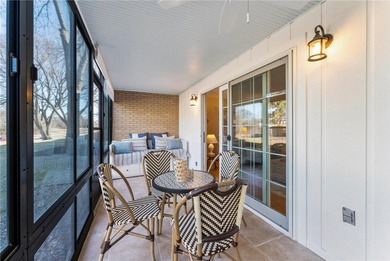 GREAT NEWS - CATS ARE ALLOWED in Brookside Condominiums at