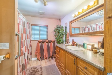 Live completely sustainably in this secluded paradise! The whole - photo 18