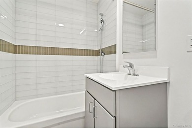 Welcome to the Soundview Park Townhouses. This is New - photo 20