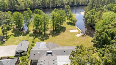 Completely reimagined waterfront residence on the Trent River - photo 22