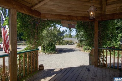 Live completely sustainably in this secluded paradise! The whole - photo 36