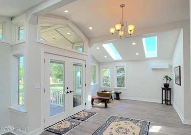 Completely reimagined waterfront residence on the Trent River - photo 37