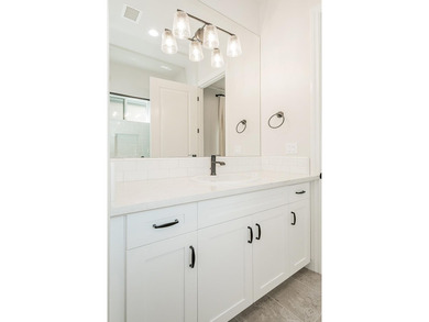 11609 N. Sandy Par Drive, Fresno, CA 93730 is located within the - photo 42