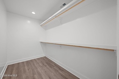Completely reimagined waterfront residence on the Trent River - photo 56
