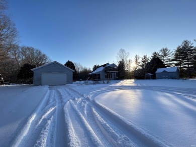 (private lake, pond, creek) Home Sale Pending in Andrews Indiana