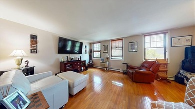 Well-kept two-family home in Spring Creek/East New York - photo 4