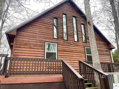 Enjoy peaceful lake living in this bright and beautiful home - photo 5