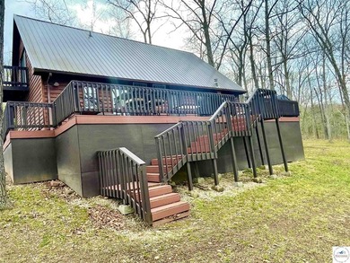 Enjoy peaceful lake living in this bright and beautiful home - photo 7