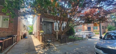Building size 20 x 70, lot size 25.17 x 100. Located in Borough - photo 2