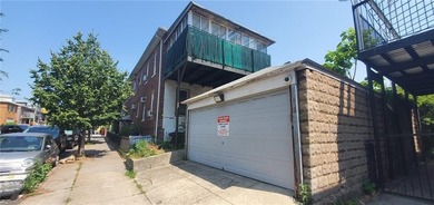 Building size 20 x 70, lot size 25.17 x 100. Located in Borough - photo 5