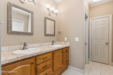 Welcome to 121 Silver Bluff Circle - a beautiful home offering - photo 15