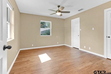 Welcome to this inviting 3-bedroom, 2 bath brick home featuring - photo 20