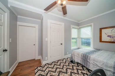 Just minutes from Lake Jacksonville, this beautifully renovated - photo 21