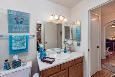 Experience the perfect blend of comfort and convenience in this - photo 22