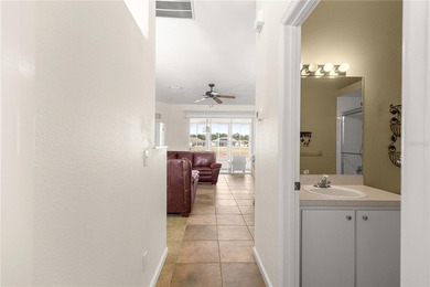 Wonderful 3 Bed / 2 Bath home on the Golf Course with side entry - photo 25