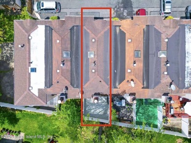 Lovely 3 story One Family Townhome with 2 bedroom, 2 baths - photo 5