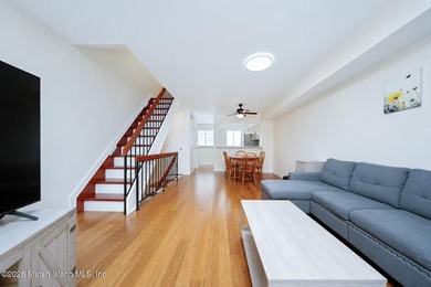 Lovely 3 story One Family Townhome with 2 bedroom, 2 baths - photo 7
