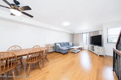 Lovely 3 story One Family Townhome with 2 bedroom, 2 baths - photo 9