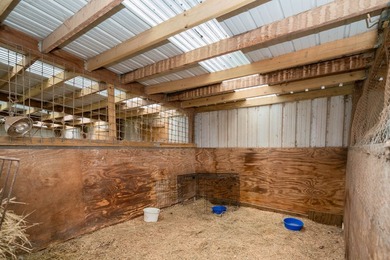 Just minutes from Lake Jacksonville, this beautifully renovated - photo 38