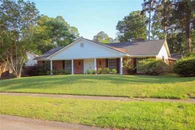 Lake Home Sale Pending in Shreveport, Louisiana