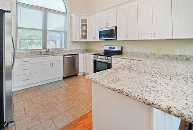 Lake Views, Waterfront Living & Room to Spread Out! Wake up to - photo 11