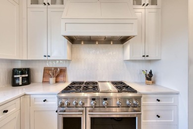 Ultimate Luxury Multigenerational Living at Copper River! - photo 18